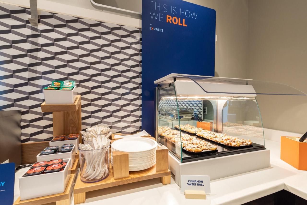 Holiday Inn Express - Jamaica - Jfk Airtrain - Nyc By Ihg New York Dış mekan fotoğraf
